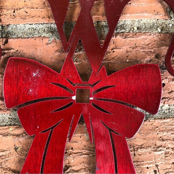 Redline Steel Seasonal Christmas Candy Cane Red Metal Wall Art Decorative Sign - Picture 4 of 5